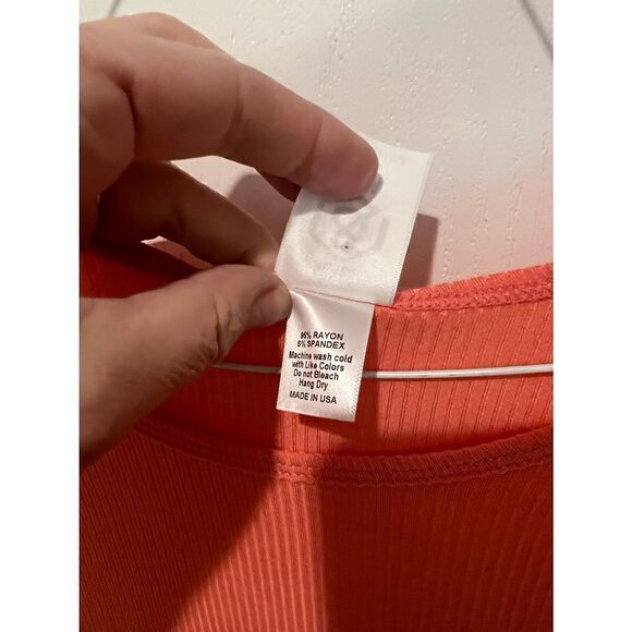 Agnes & Dora Coral orange size L short sleeve top - Picture 3 of 4